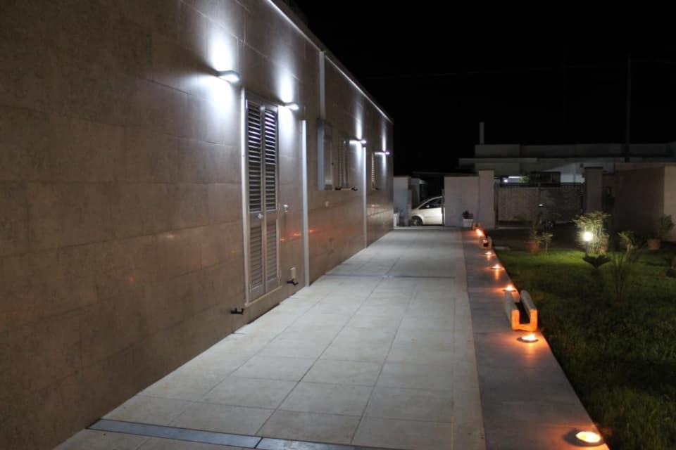 Carmiano  B&B Italia المظهر الخارجي الصورة